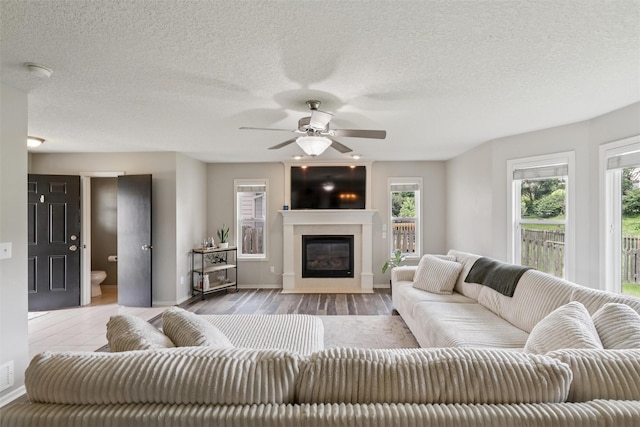 15605 Aurora Ave, Urbandale, IA 50323 - photo 9
