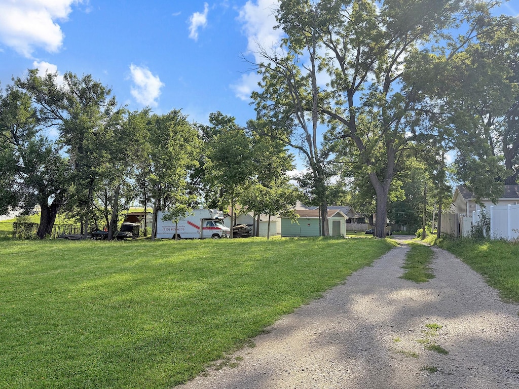 716 E 18th St, Des Moines, IA 50316 - photo 4