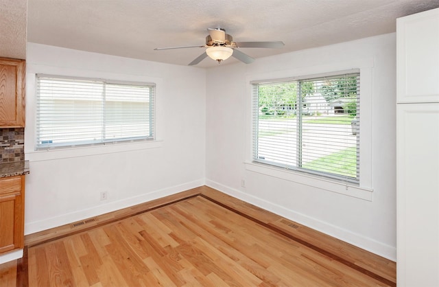 3524 E 38th St, Des Moines, IA 50317 - photo 20