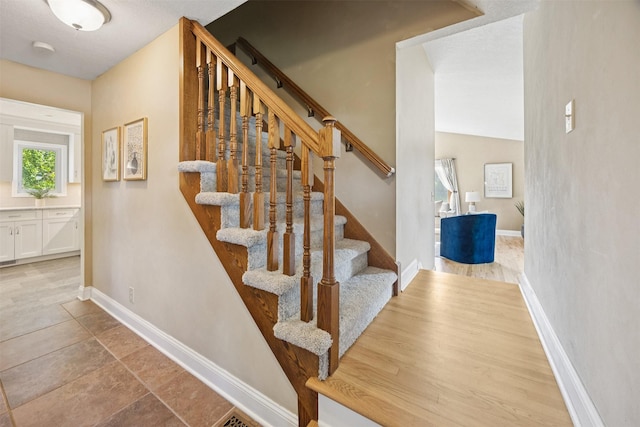 5101 Cody Dr, West Des Moines, IA 50265 - photo 13