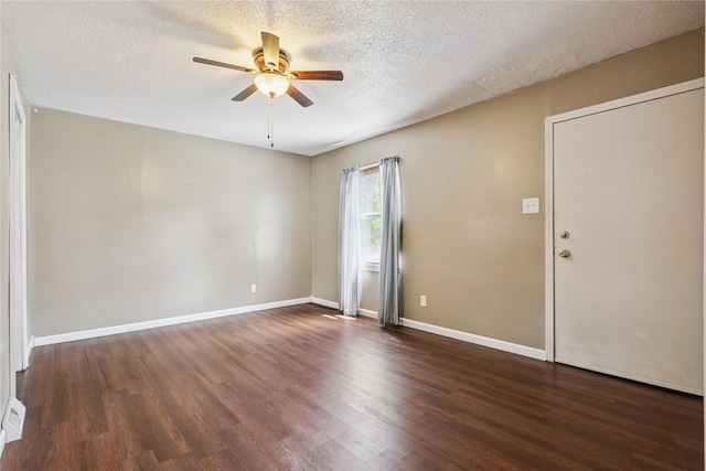 2204 E 40th St, Des Moines, IA 50317 - photo 6
