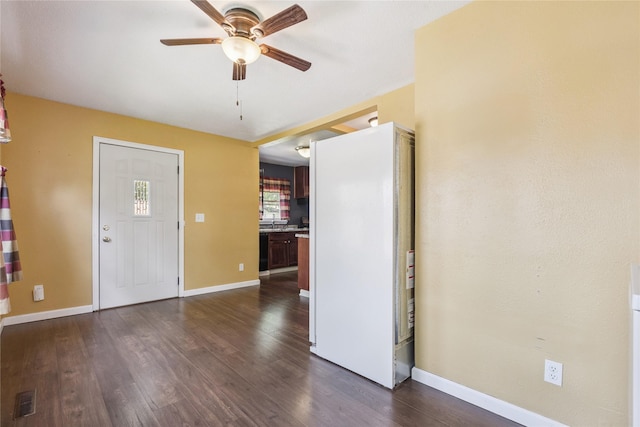 2204 E 40th St, Des Moines, IA 50317 - photo 14
