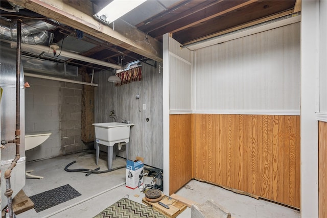 2204 E 40th St, Des Moines, IA 50317 - photo 20