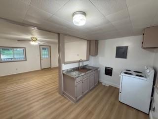 907 W Howard St, Creston, IA 50801 - photo 5