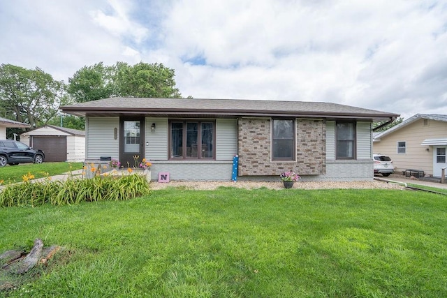2008 N 4th Ave E, Newton, IA 50208 - photo 1