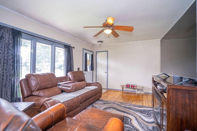 2008 N 4th Ave E, Newton, IA 50208 - photo 6