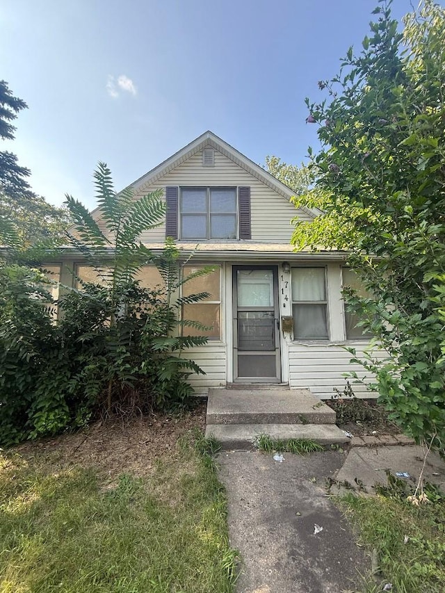 1714 E Walnut St, Des Moines, IA 50316 - photo 1