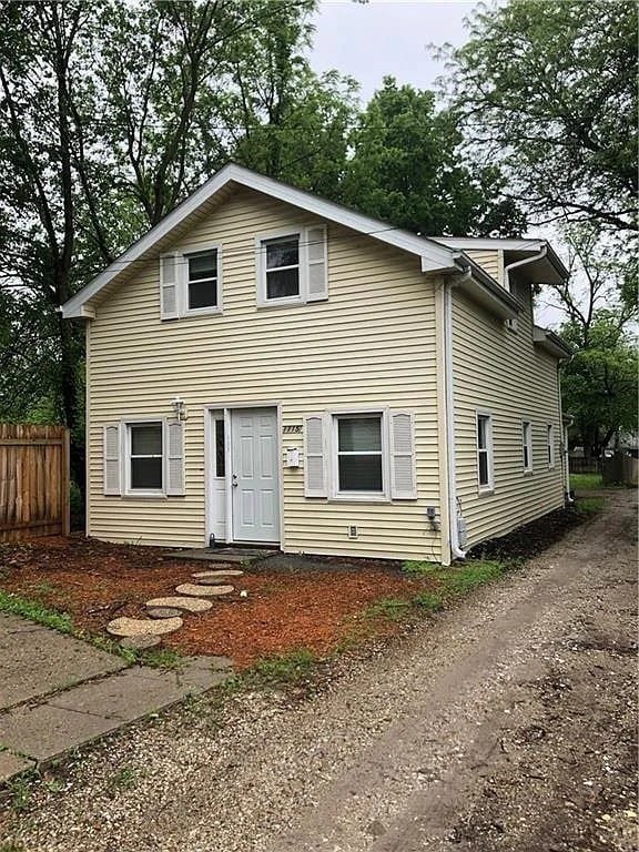 11151/2 Locust St, West Des Moines, IA 50265 - photo 1