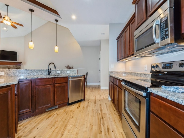 9551 Aster Ln, Johnston, IA 50131 - photo 8