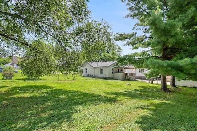 2330 E 40th St, Des Moines, IA 50317 - photo 7