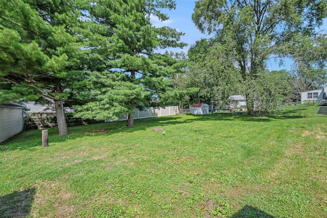 2330 E 40th St, Des Moines, IA 50317 - photo 9