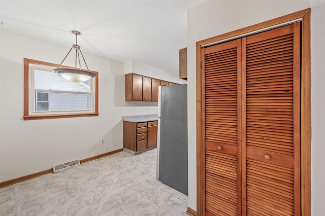 2330 E 40th St, Des Moines, IA 50317 - photo 19