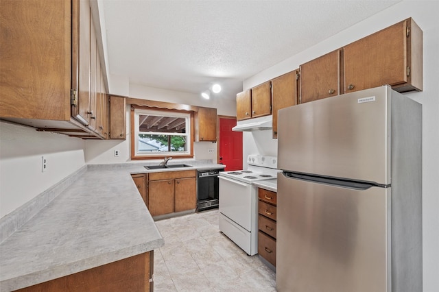 2330 E 40th St, Des Moines, IA 50317 - photo 21