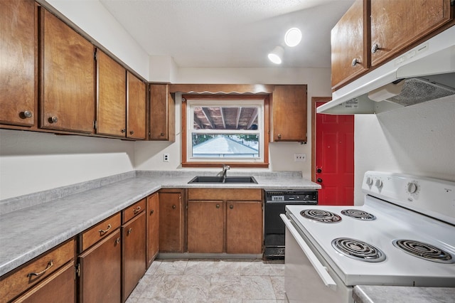 2330 E 40th St, Des Moines, IA 50317 - photo 22