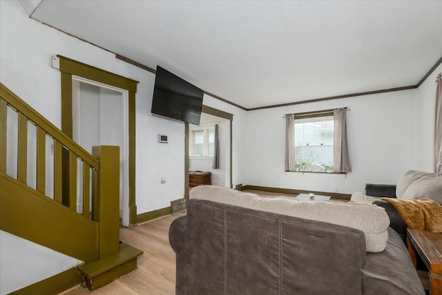 1241 4th St, Des Moines, IA 50314 - photo 3
