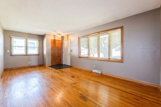 2807 Richmond Ave, Des Moines, IA 50317 - photo 6
