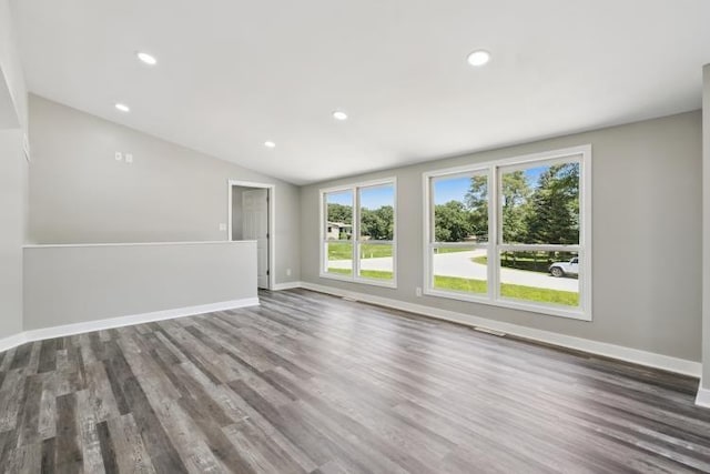 113 Island View Dr, Waverly, IA 50677 - photo 5