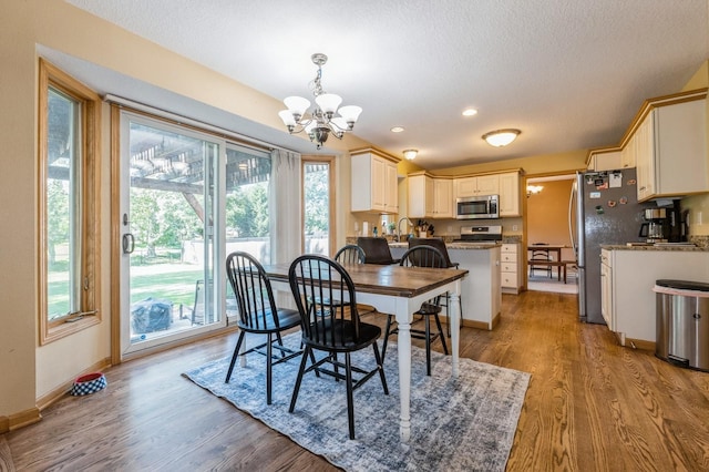 7322 Oakwood Dr, Urbandale, IA 50322 - photo 11