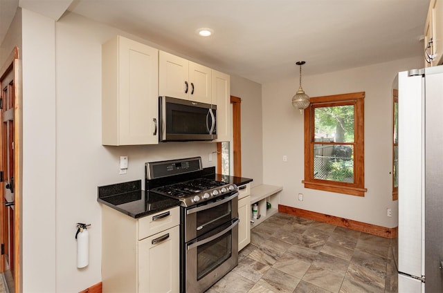 412 Fulton Dr, Des Moines, IA 50315 - photo 16