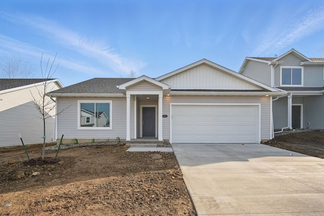 4316 Grover Woods Ln, Des Moines, IA 50317 - photo 1