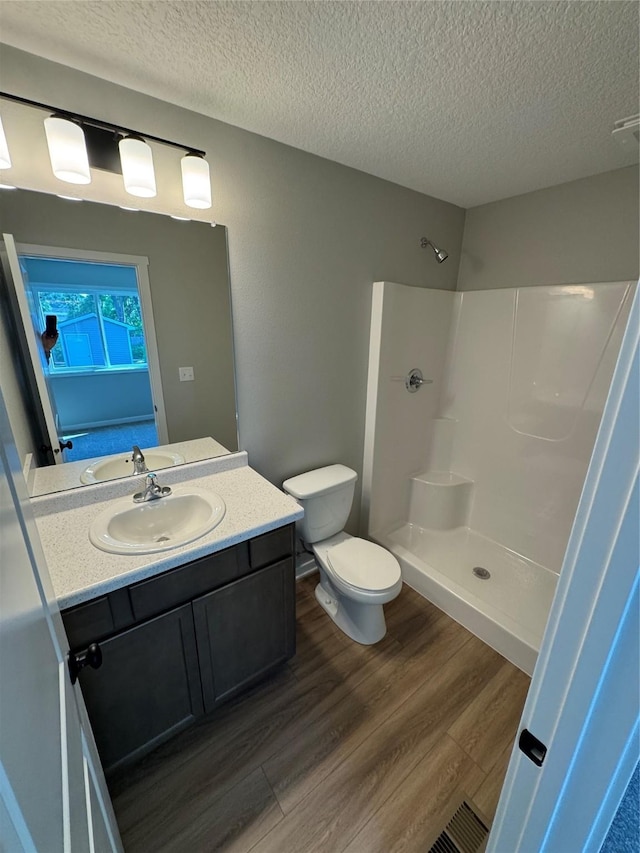 2542 Onawa St, Des Moines, IA 50317 - photo 15
