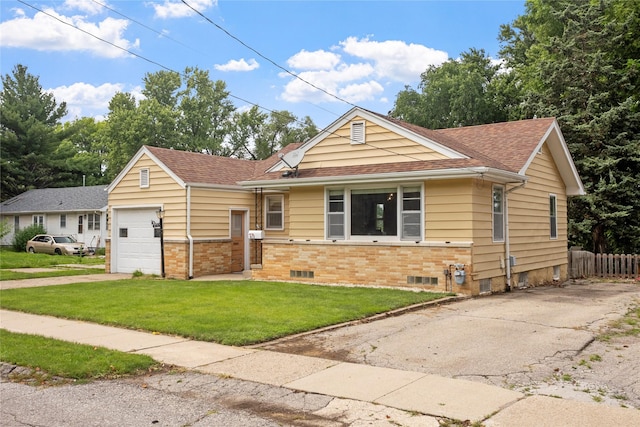 613 Hughes Ave, Des Moines, IA 50315 - photo 2