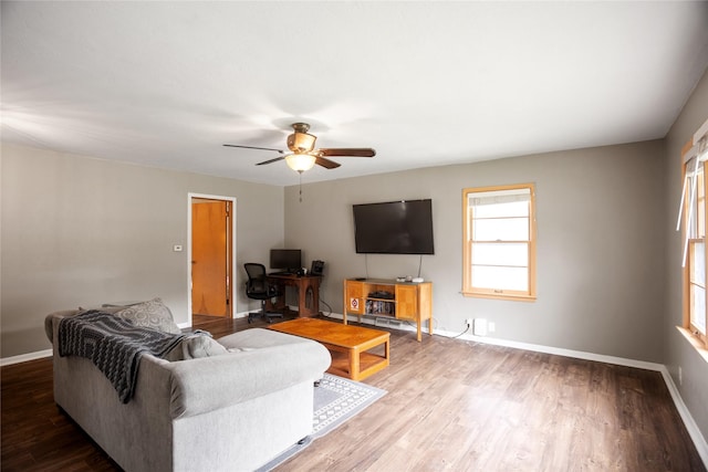 613 Hughes Ave, Des Moines, IA 50315 - photo 4