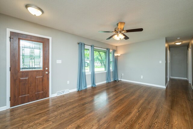 701 N 9th St, Indianola, IA 50125 - photo 3