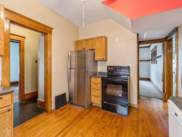 615 Kellogg Ave, Ames, IA 50010 - photo 12