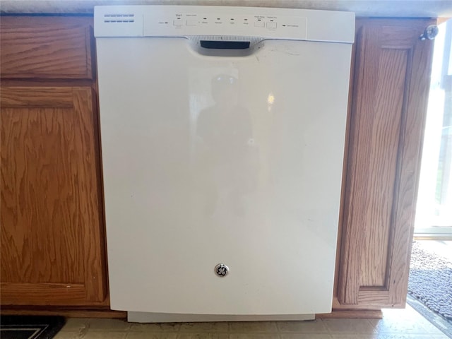 1231 Jerlynn Ave, Des Moines, IA 50313 - photo 9