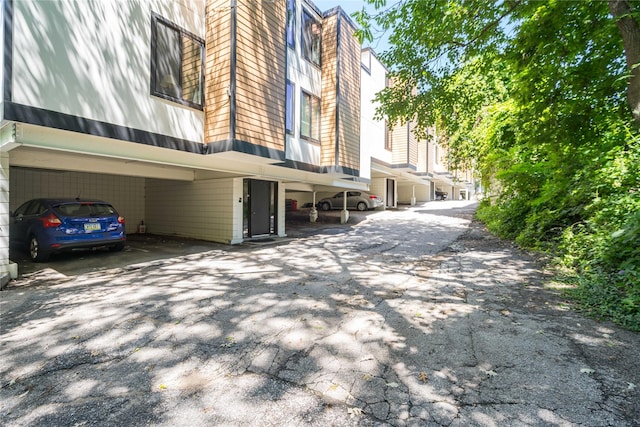4902 University Ave Unit 220, Des Moines, IA 50311 - photo 2