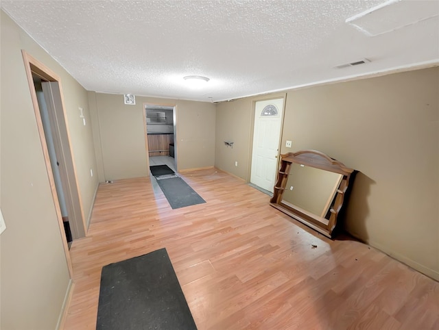 1750 E Mckinley Ave, Des Moines, IA 50320 - photo 13