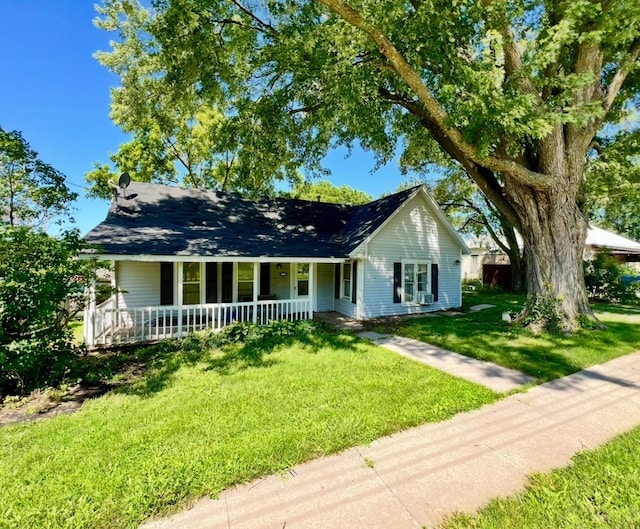 418 N Central Ave, Lacona, IA 50139 - photo 5