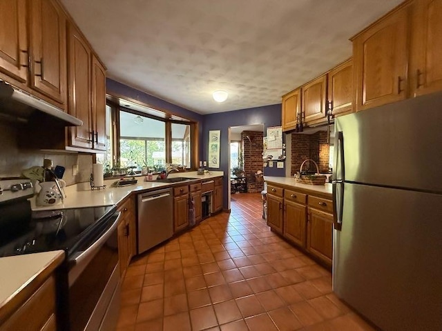 3233 68th St, Urbandale, IA 50322 - photo 6