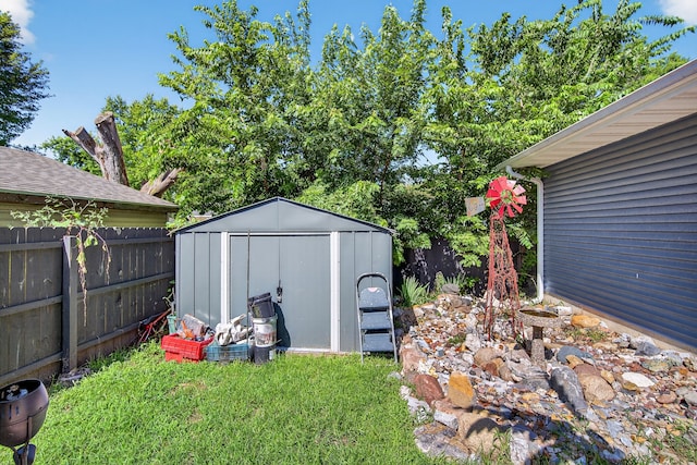 2414 E 38th Ct, Des Moines, IA 50317 - photo 28