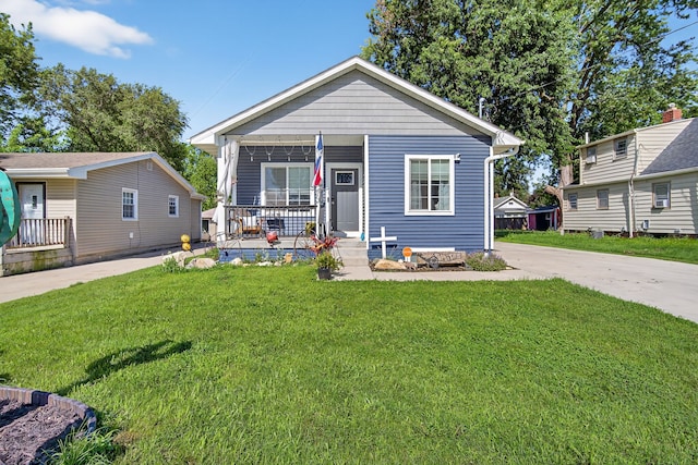 2414 E 38th Ct, Des Moines, IA 50317 - photo 1