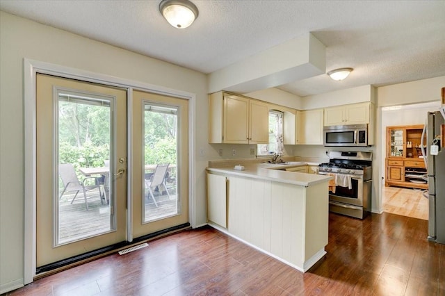 3904 76th St, Urbandale, IA 50322 - photo 7