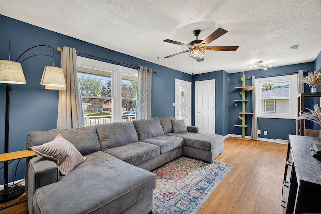 3118 E 37th St, Des Moines, IA 50317 - photo 6