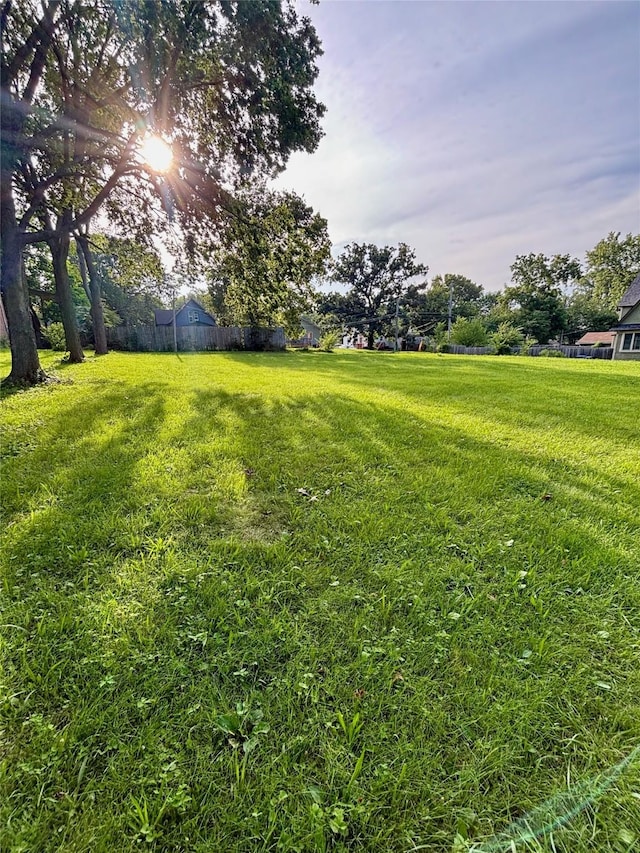 1522 9th St, Des Moines, IA 50314 - photo 1