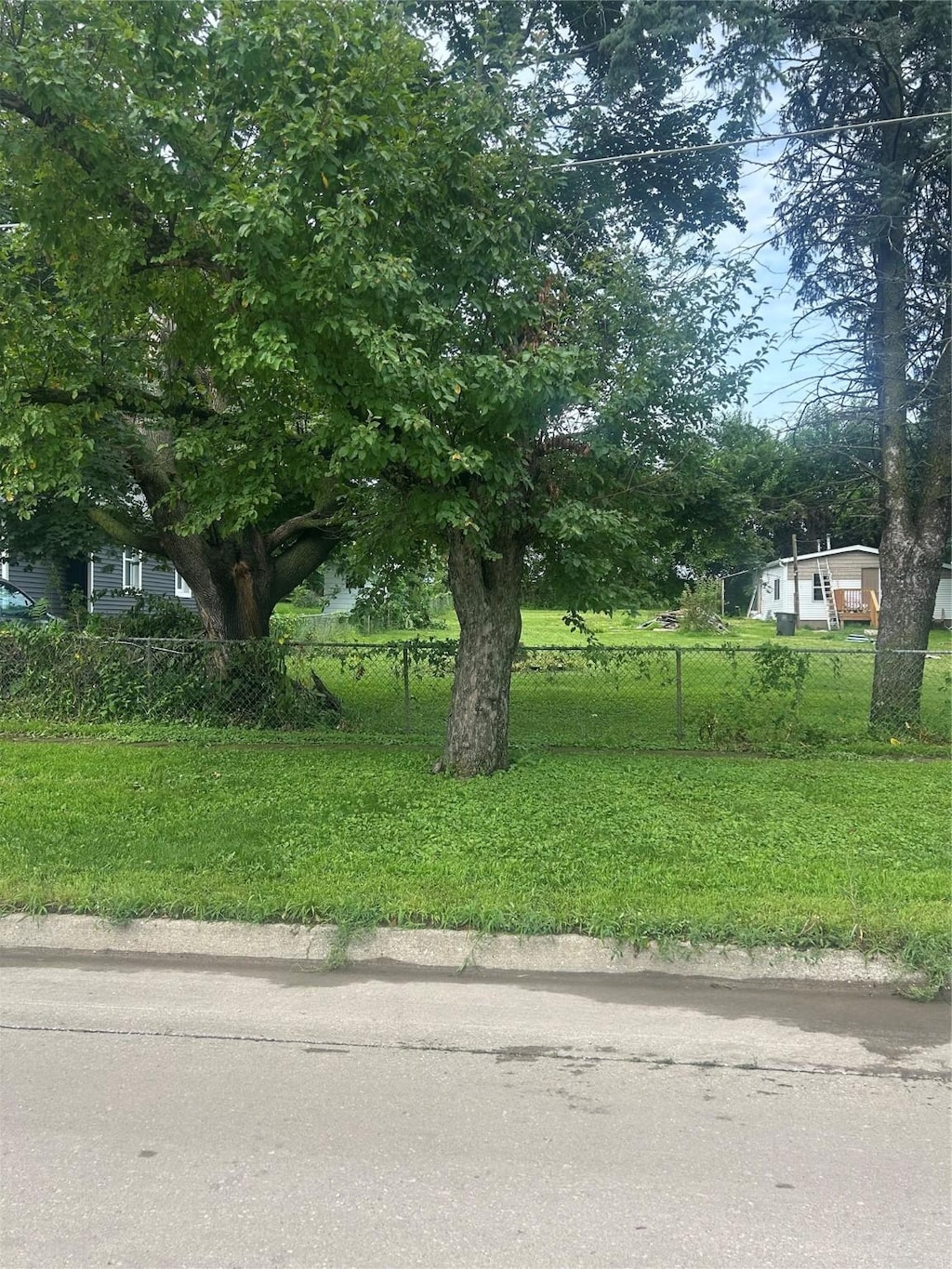 00 E 23rd St, Des Moines, IA 50317 - photo 1