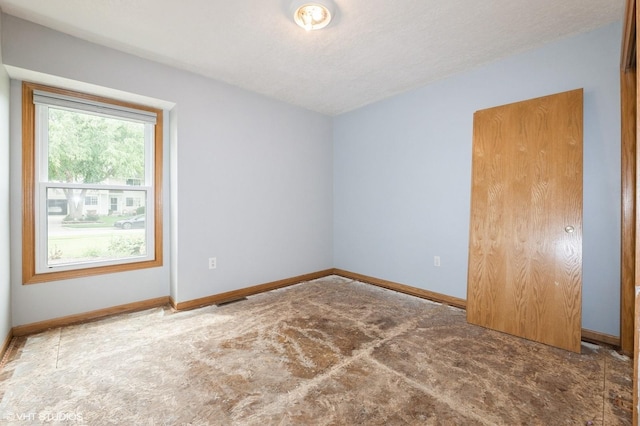 409 Hawthorn Cir, Pleasant Hill, IA 50327 - photo 9