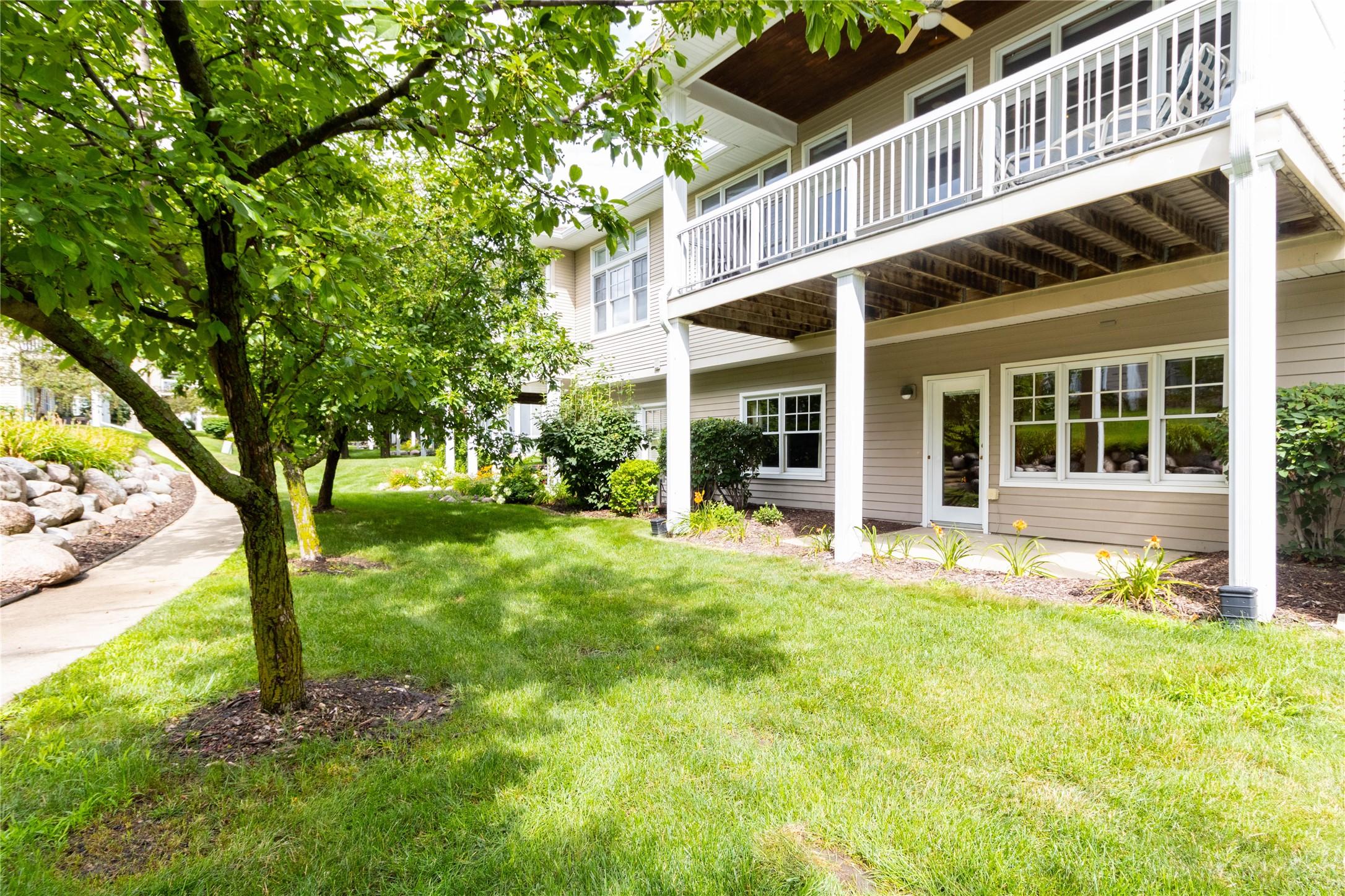 4710 Mills Civic Pkwy Unit 302, West Des Moines, IA 50265 - photo 27