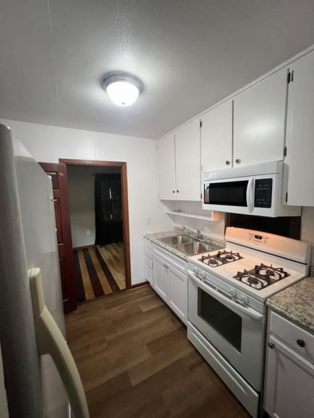 1315 E 12th St, Des Moines, IA 50316 - photo 4