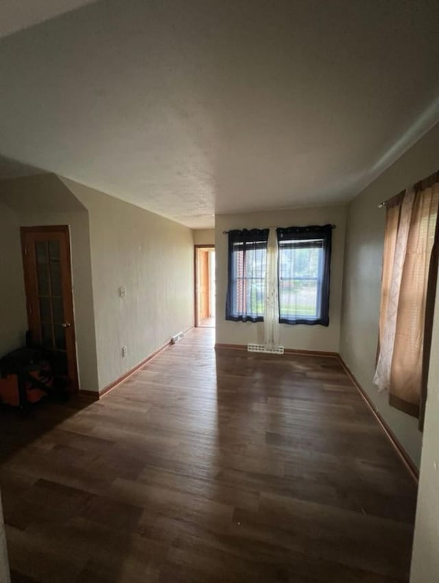 1315 E 12th St, Des Moines, IA 50316 - photo 6