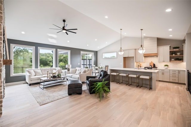 16507 Ironwood Ln, Urbandale, IA 50323 - photo 4