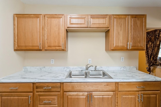 2626 Logan Ave, Des Moines, IA 50317 - photo 16