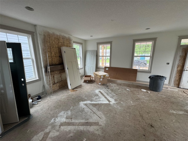 814 E Edison Ave, Des Moines, IA 50315 - photo 4