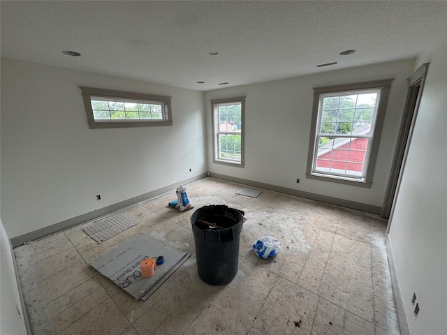 814 E Edison Ave, Des Moines, IA 50315 - photo 6