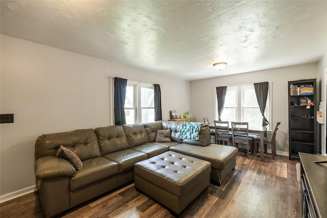 2151 E Leland Ave, Des Moines, IA 50320 - photo 9