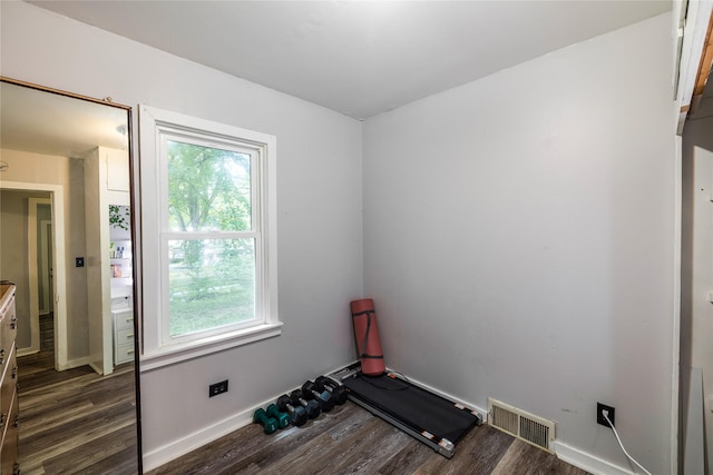 2151 E Leland Ave, Des Moines, IA 50320 - photo 20